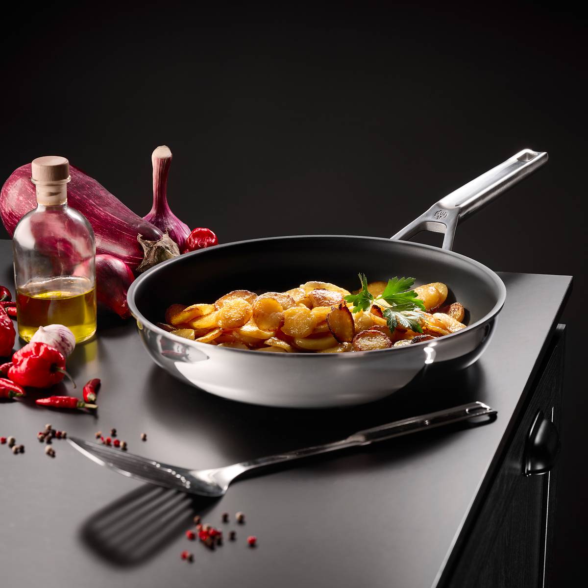 Bratpfanne Quasar mit UniverSUS-Oberflächenstruktur, 24 cm